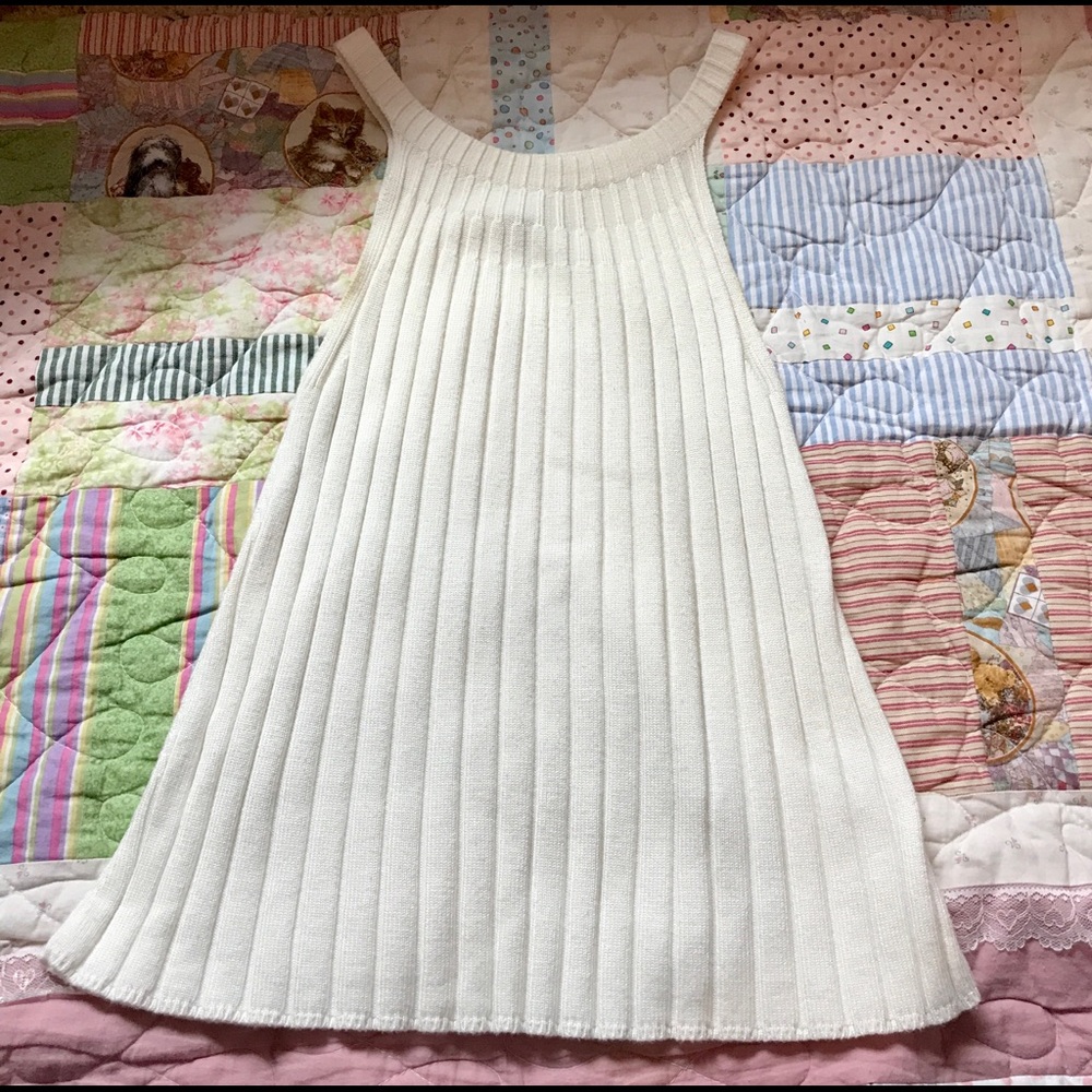 ⭐️3/$15⭐️ Rue & Willow White Ribbed Sleeveless Top